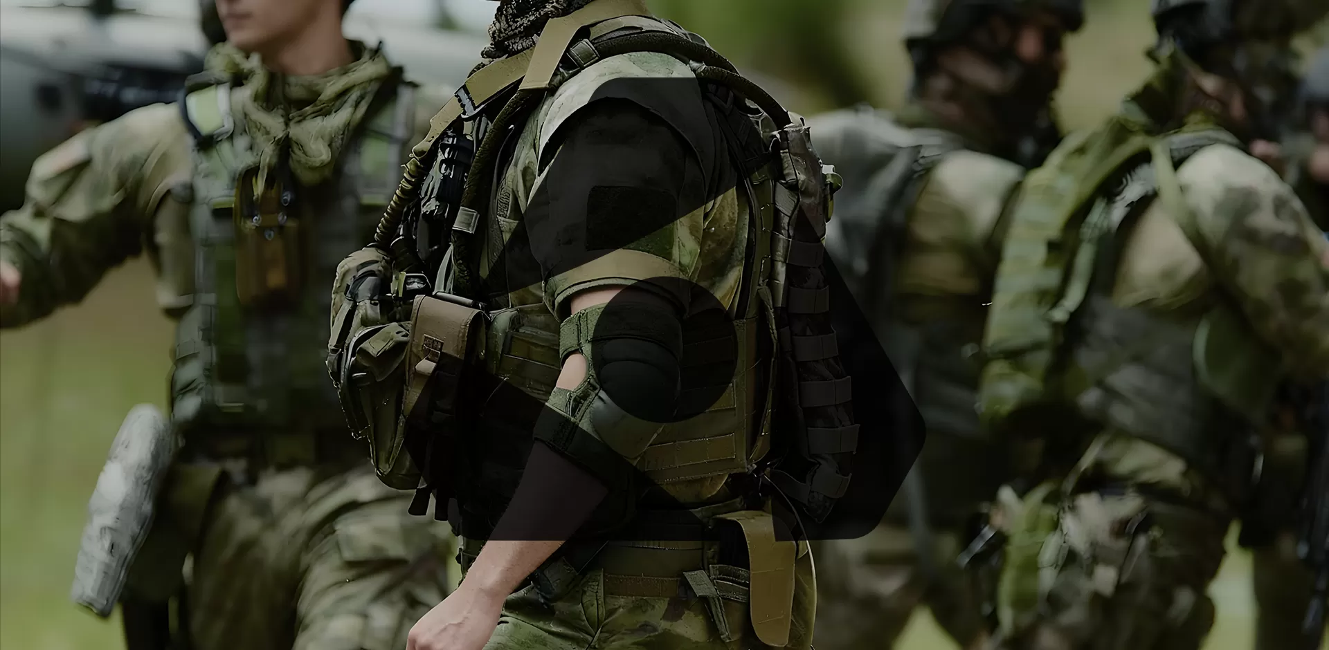 INSERTAR CHALECO MILITAR/LINEADORES DE CASCOS Y ENGRANOS DE PROTECCIÓN